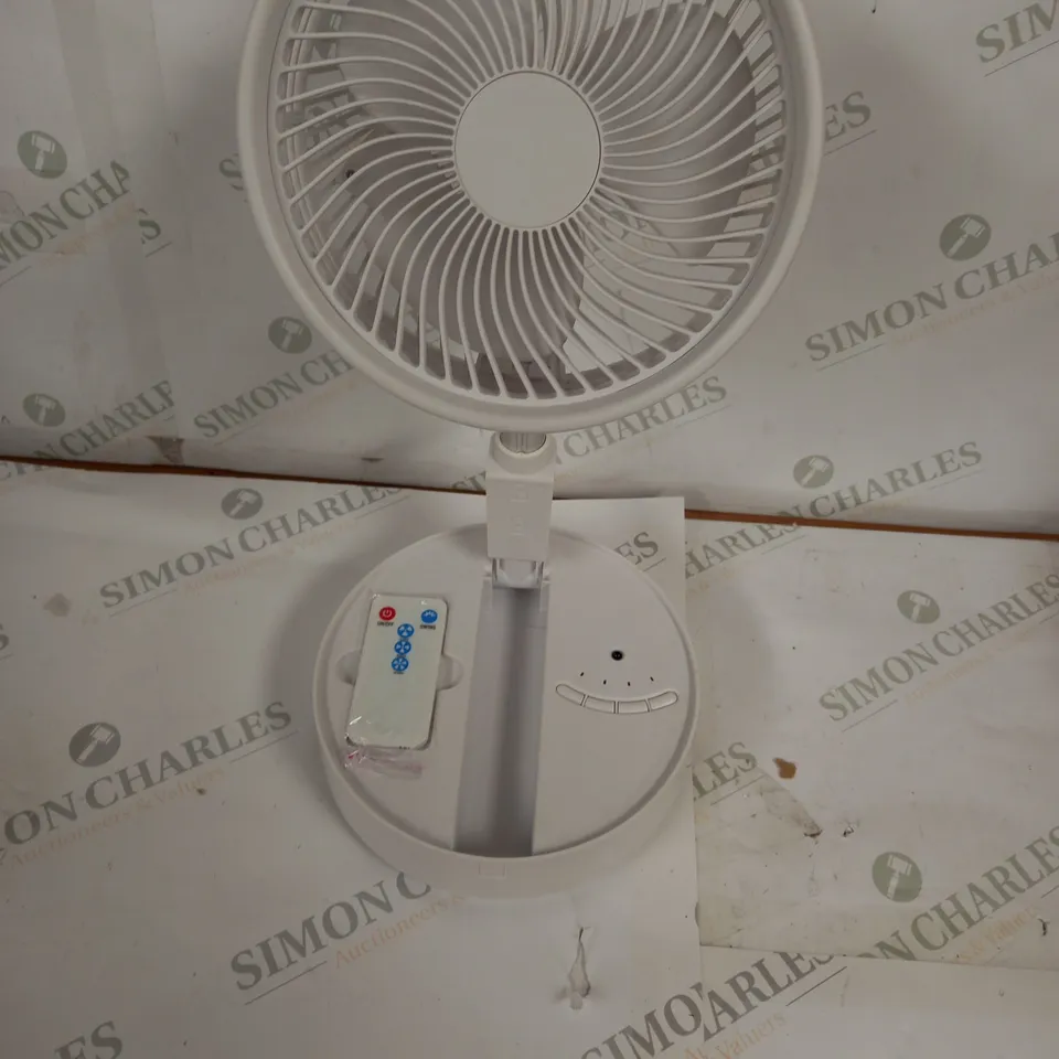 BELL & HOWELL OSCILLATING FOLDING RECHARGEABLE FAN, WHITE