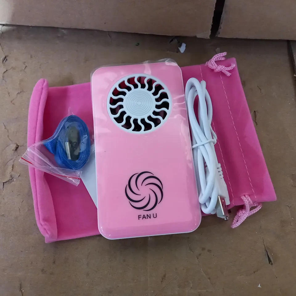 LOT OF APPROX 50 FAN U PORTABLE & RECHARGEABLE FAN - PINK