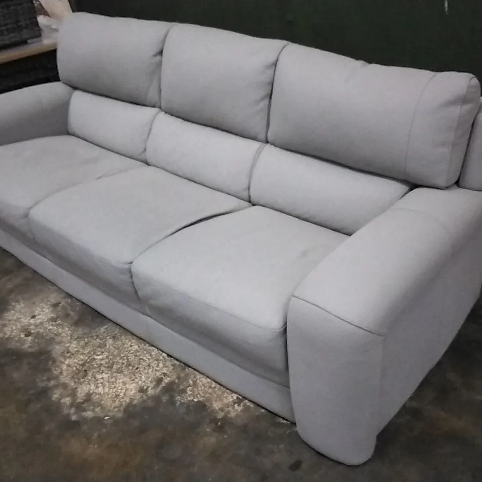 QUALITY ITALIAN DESIGNER ONTARIO 3 SEATER LEATHER SOFA IN LIGHT GREY LEATHER