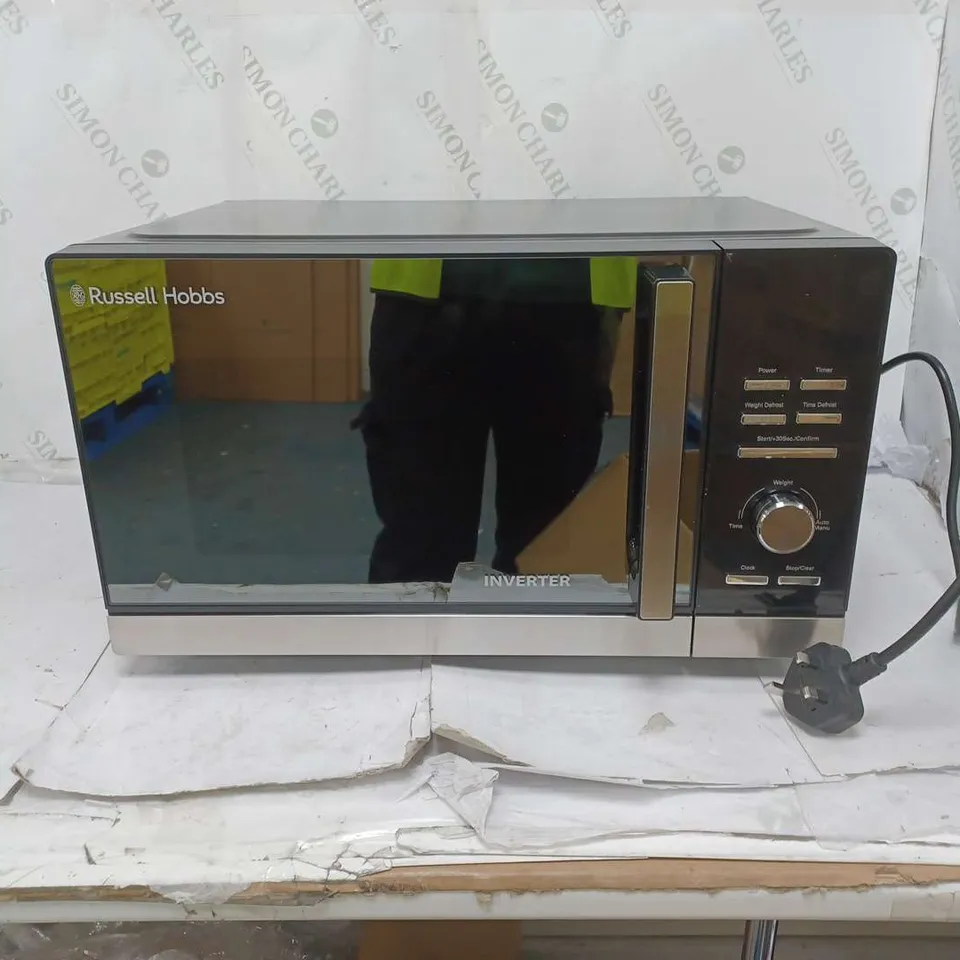BOXED RUSSELL HOBBS FAMILY SIZE BLACK INVERTER DIGITAL MICROWAVE 