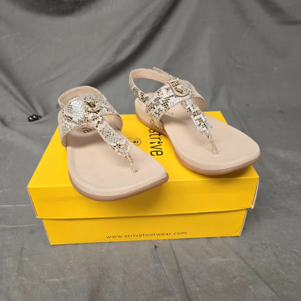 STRIVE ALANA SANDALS - SNAKE GLAMOUR - SIZE 6