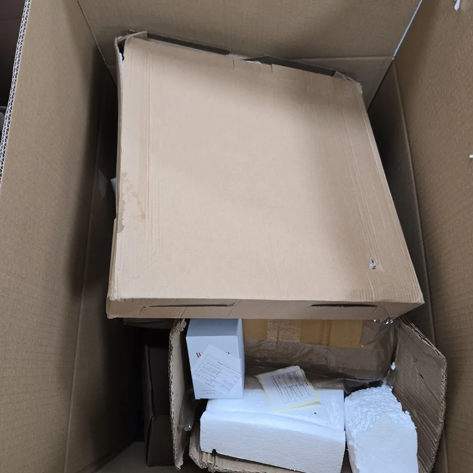 BOX OF APPROXIMATELY 10 ASSORTED ITEMS INCLUDING WOODEN CLOCK, WONDER ROSE EAU DE PARFUM AND LIVMORE SPACES CERAMIC AROMA OIL BURNER