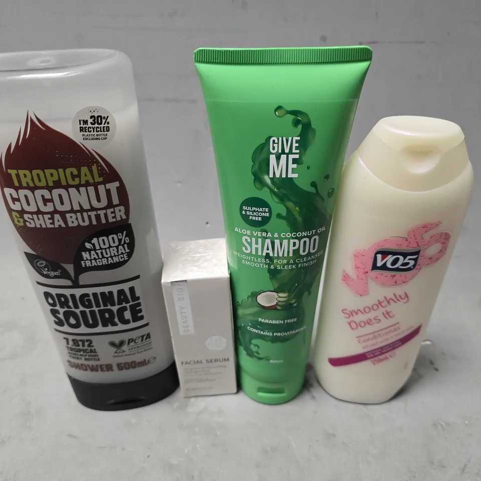 APPROXIMATELY 20 ASSORTED HEALTH & BEAUTY ITEMS TO INCLUDE - GIVE ME SHAMPOO , FACIAL SERUM , ORIGINAL SOURCE SHOWER ETC