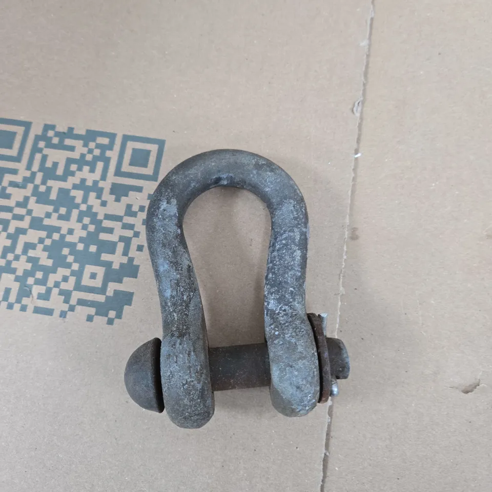 2X SHACKLE (D‑SHACKLE)