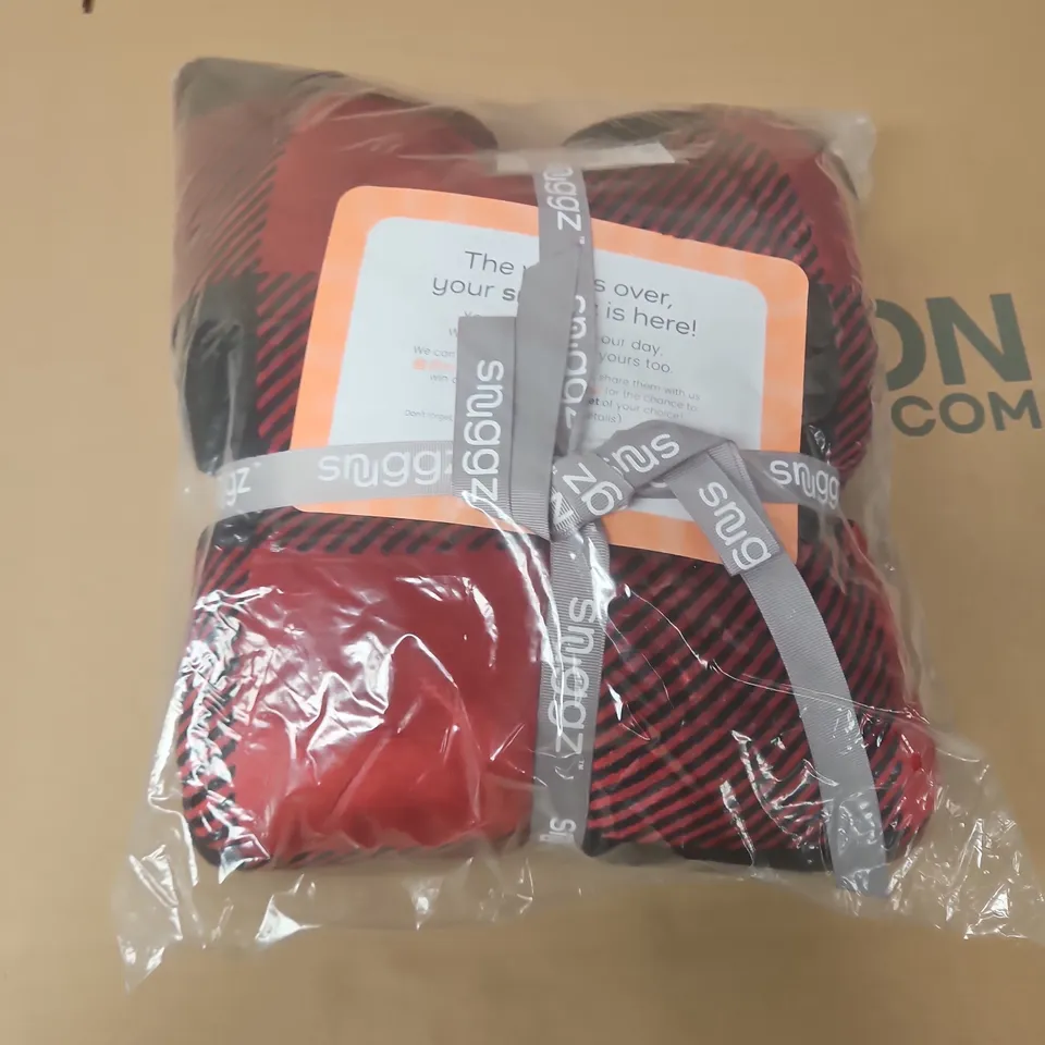 BAGGED SNUGGLZ ORIGINAL HOODIE IN CHECK RED - MEDIUM