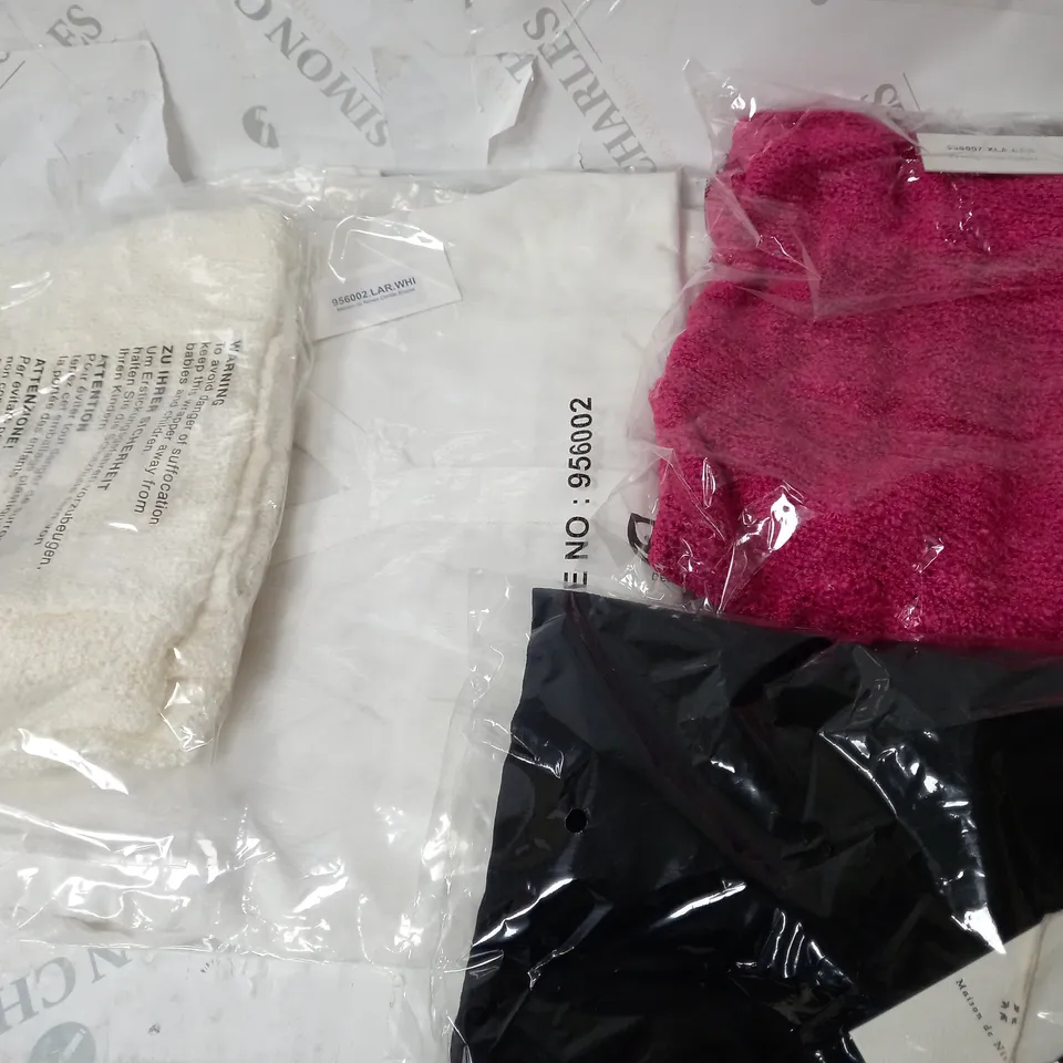 LARGE BOX OF ASSORTED MAISON DE NINES CLOTHING IN VARIOUS COLOURS AND SIZES 
