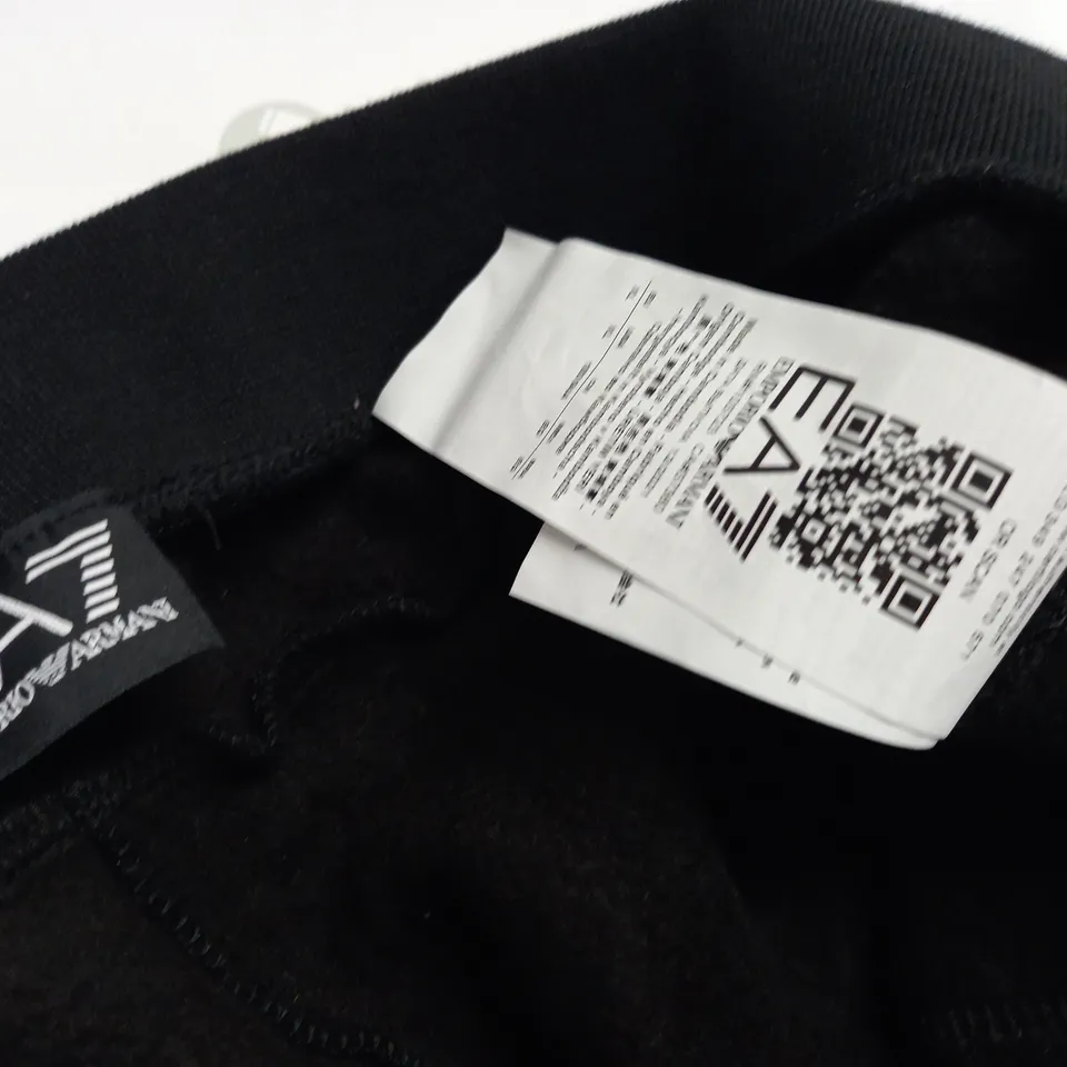 EMPORIO ARMANI BLACK JOGGERS - EU XL