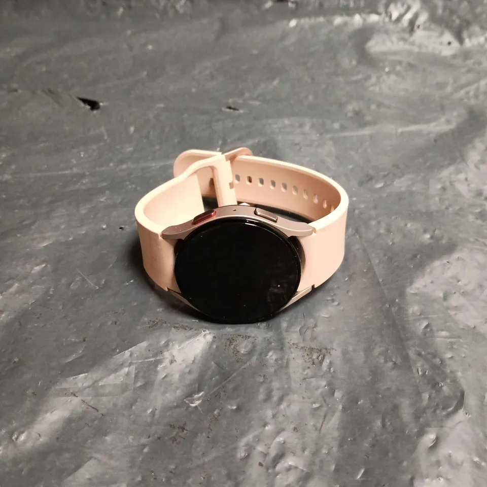 SAMSUNG GALAXY WATCH 4 PINK. UNBOXED