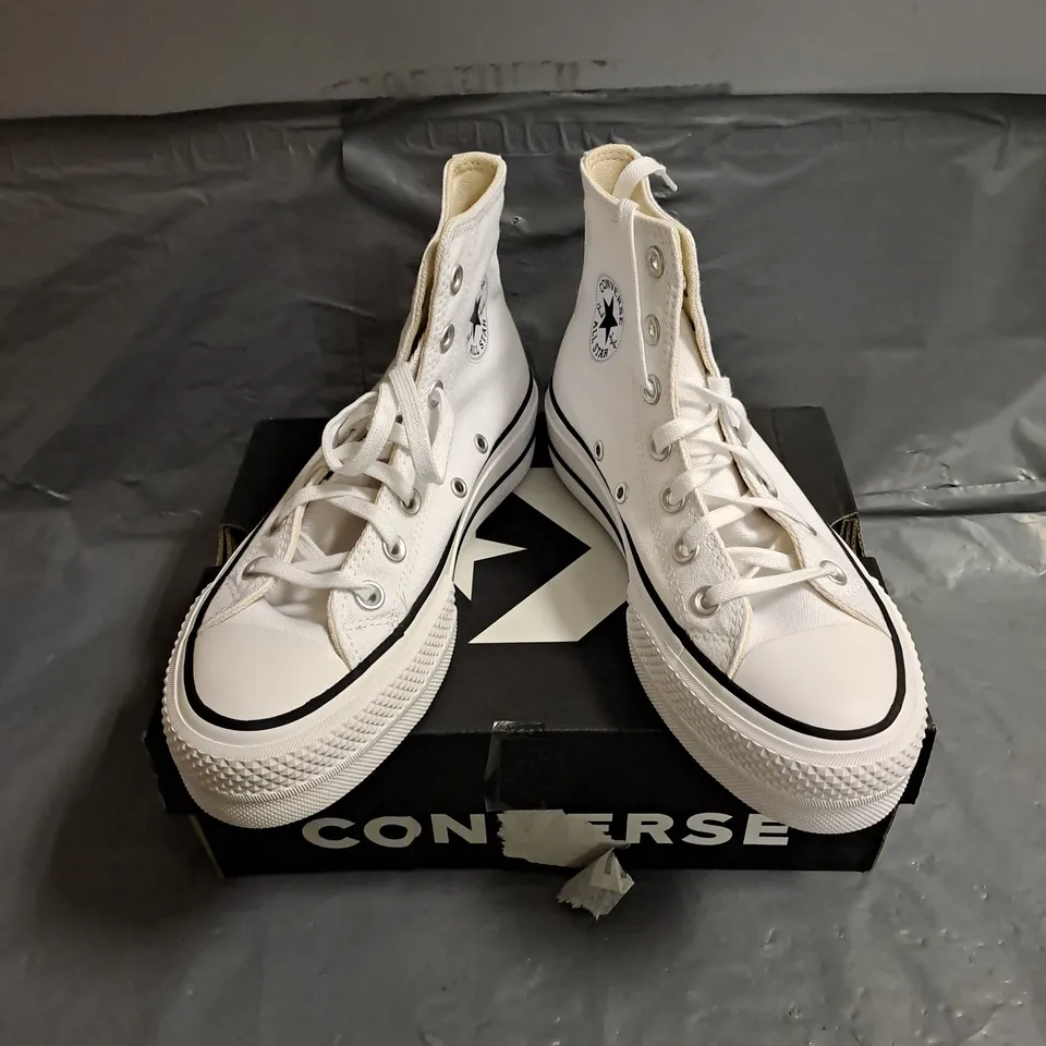 BOXED PAIR OF CONVERSE ALL STAR PLATFORM TRAINERS IN WHITE SIZE WOMENS UK 3.5