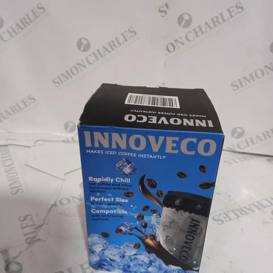 BOX OF ASSORTED HOUSEHOLD ITEMS TO INCLUDE FLASKS, ICE COFFEE MAKER, TRADING CARD BOOKLET ETC 