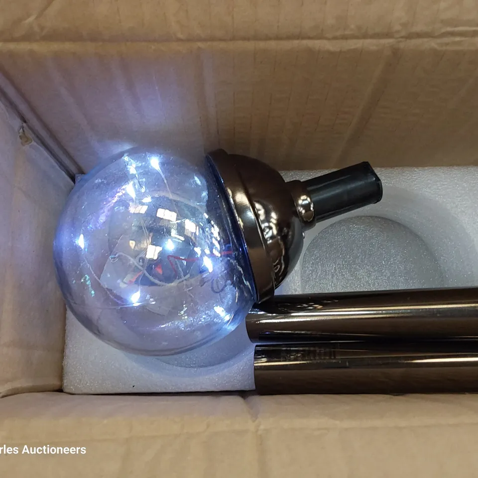 BOXED PAIR OF FIREFLY OPAL STAKE LIGHTS RRP £39.99