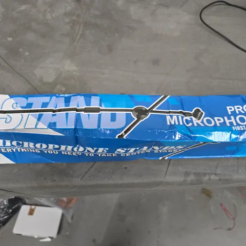 PROFESSIONAL MICROPHONE STAND