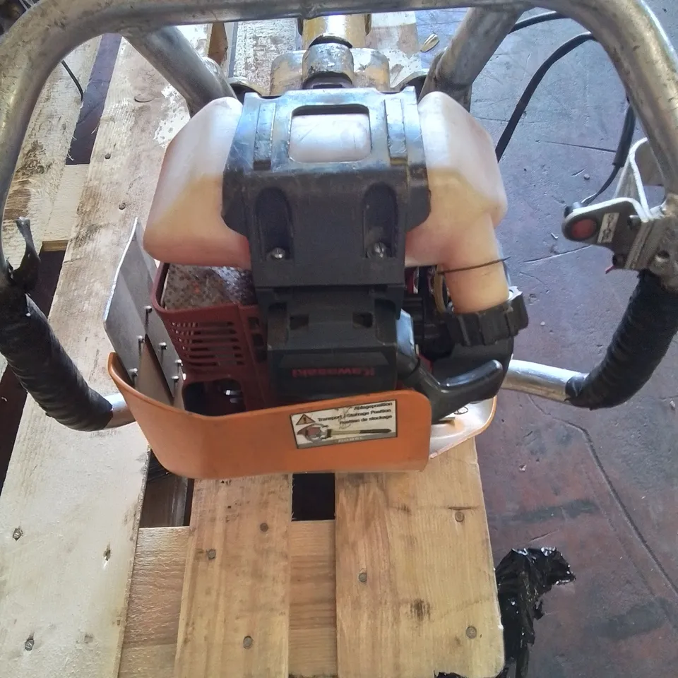 ROBEL 2 STROKE VERTICAL TAMPER
