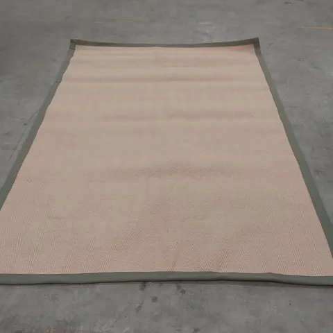 QUALITY DESIGNER AREA RUG - APPROXIMATELY 225 x 160cm