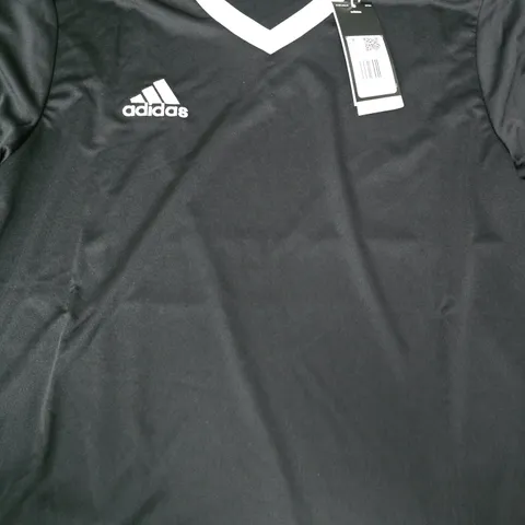 ADIDAS ENTRADA TRAINING T-SHIRT IN BLACK/WHITE SIZE LARGE