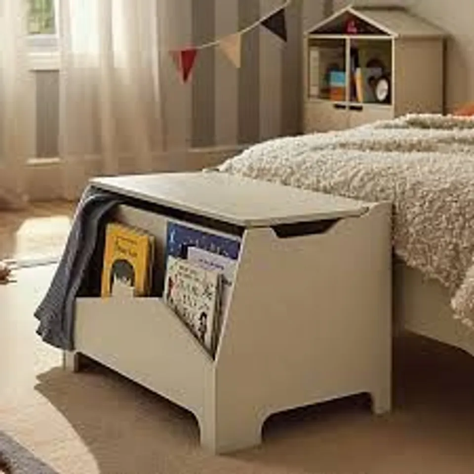 BOXED CUDDLE CO. HOUSE STORAGE BOX - PEBBLE (1 BOX)