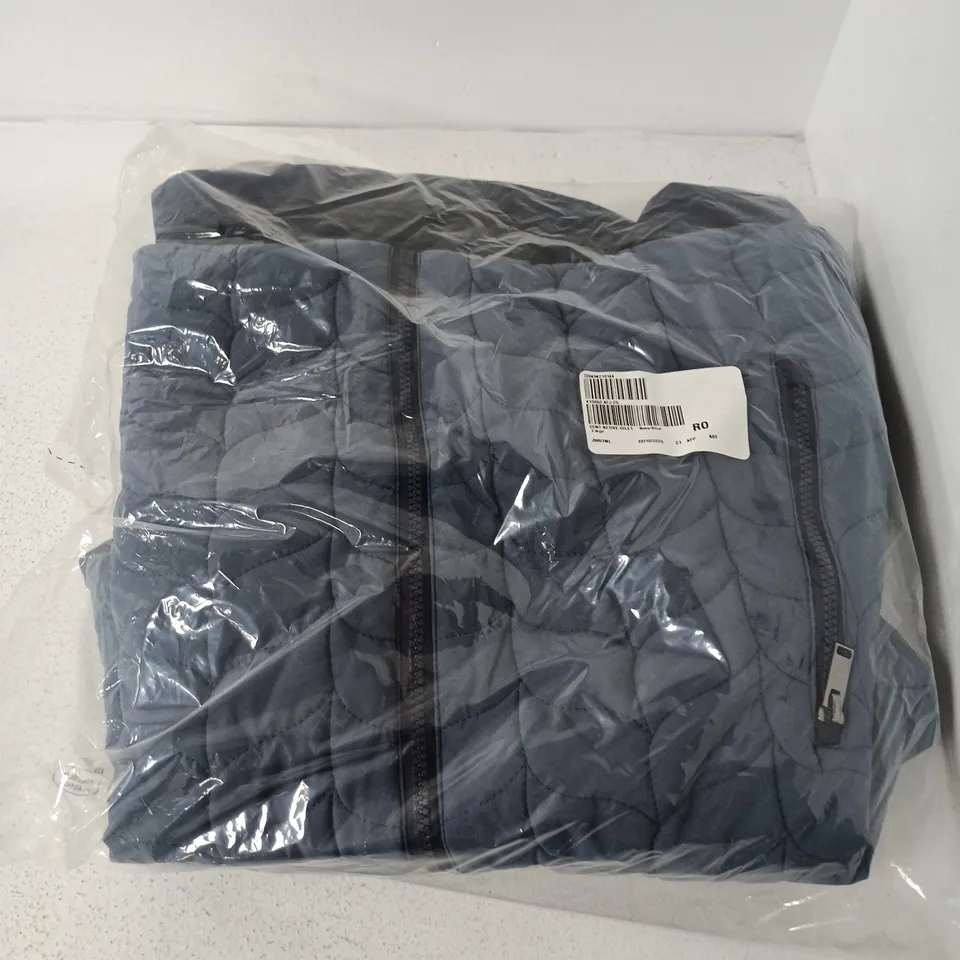 BAGGED CENTIGRADE ACTIVE GILET IN NAVY/BLUE - LARGE