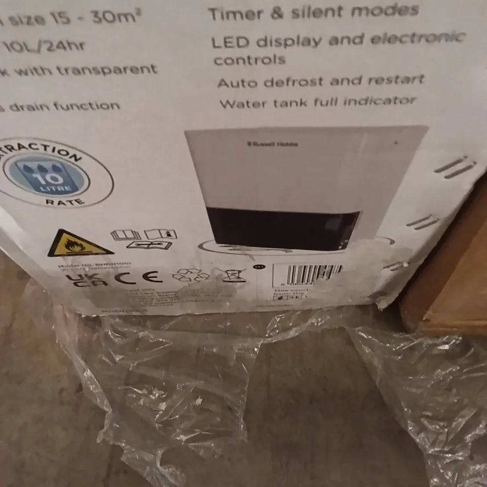 BOXED RUSSELL HOBBS DEHUMIDIFIER 10 LITRE - WHITE