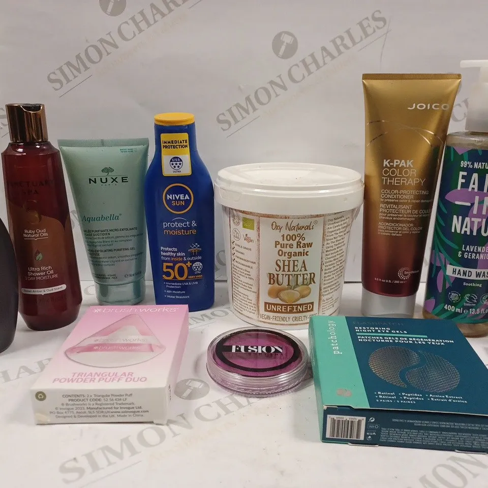 BOX OF APPROX 10 ASSORTED BEAUTY PRODUCTS TO INCLUDE NUXE MICRO-EXFOLIATING PURIFYING GEL, PATCHOLOGY NIGHT EYE GELS, FAITH IN NATURE HAND WASH, ETC 