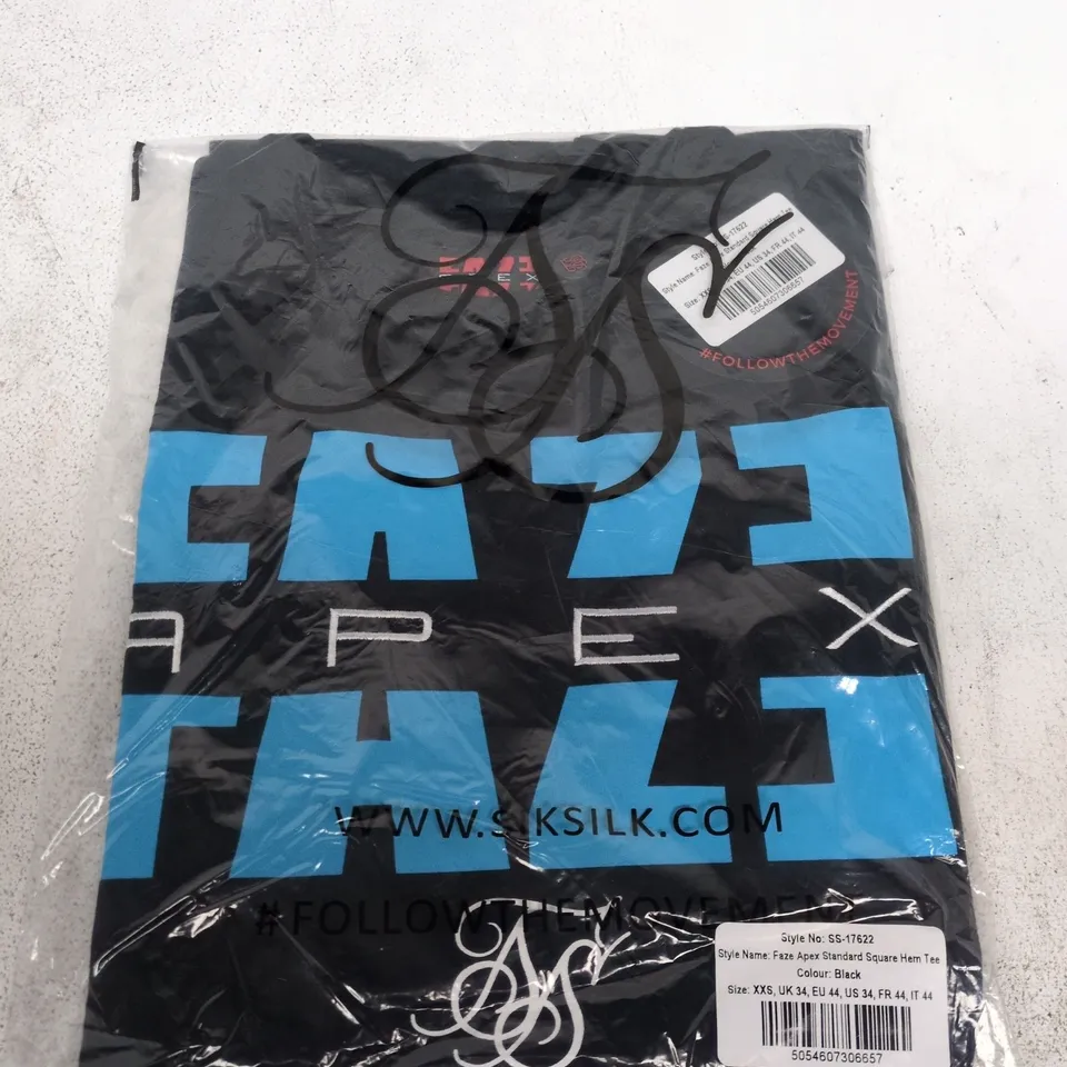 SIKSILK FAZE APEX STANDARD SQUARE HEM TEE – BLACK, UK 34 (XXS) – STYLE SS-17622