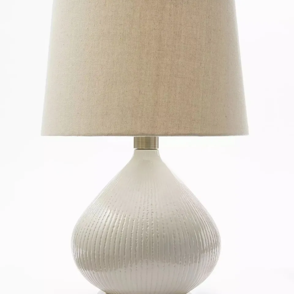 AVELINE CERAMIC TABLE LAMP NATUERAL ONE SIZE