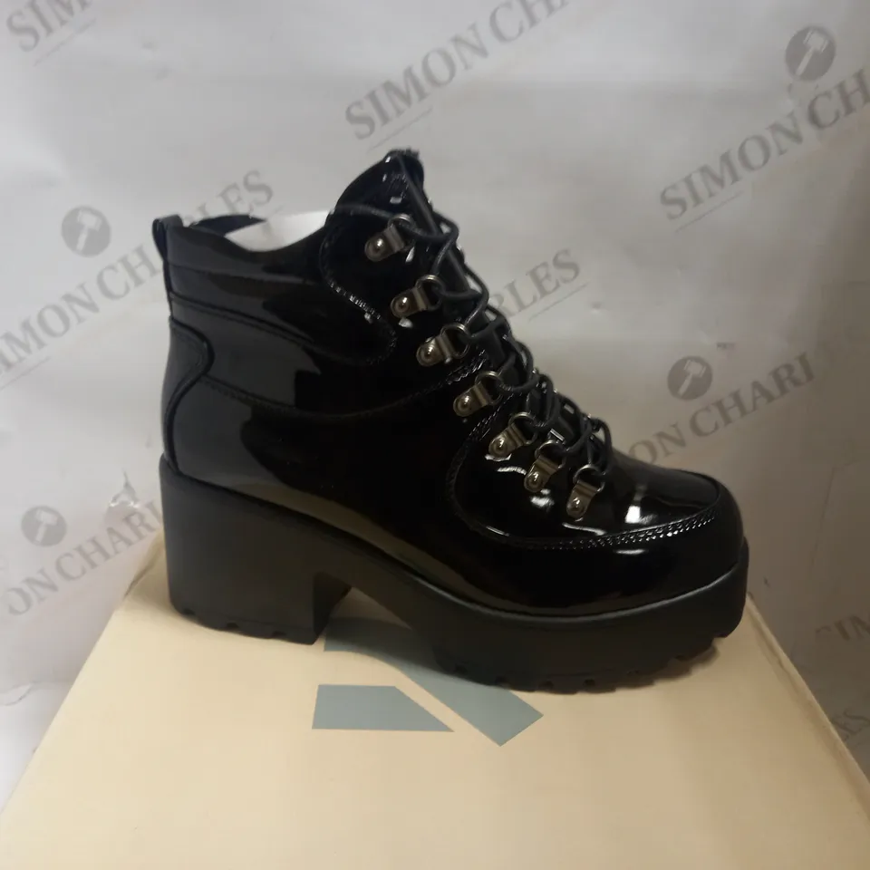 KOI VEGAN BOA V2 BLACK PATENT HIKING BOOTS - SIZE 7