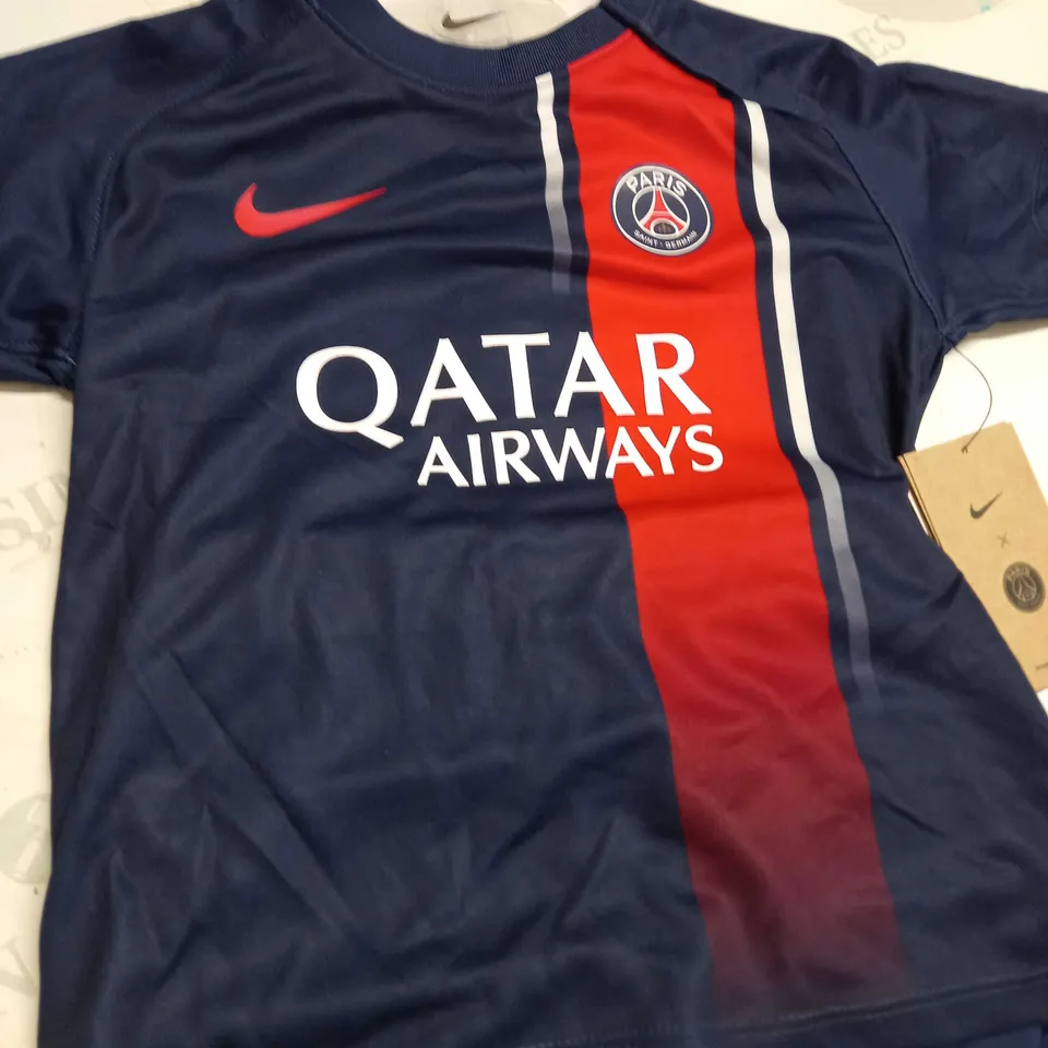 PSG FC HOME KIT SIZE UNSPECIFIED