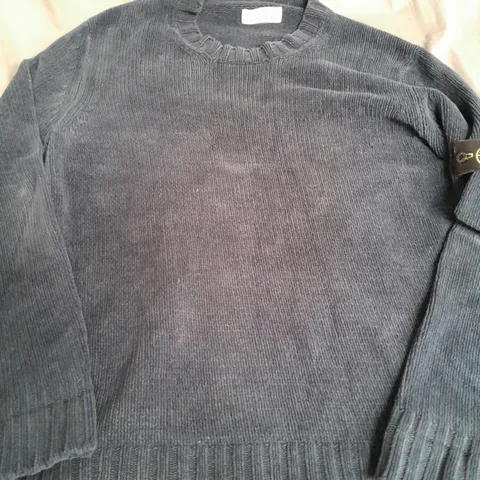 STONE ISLAND KNIT JUMPER IN NAVY - XL
