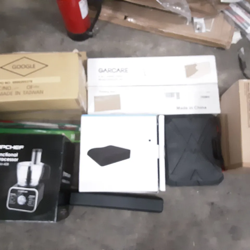 PALLET OF ASSORTED PRODUCTS INCLUDING TOPCHEF MULTIFUNCTIONAL FOOD PROCESSOR, BONMEDICO RISING CUSHION, GARCARE 4 IN 1 HAND TOOLS, MOOLAN MULTI-FUNCTIONAL STEAM MOP, LED METEOR LIGHT, HOMIDEC