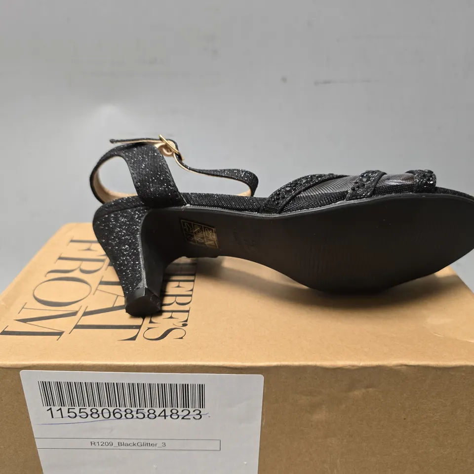 BOXED WHERES THAT FROM BLACK GLITTER HEELS - SIZE 3 