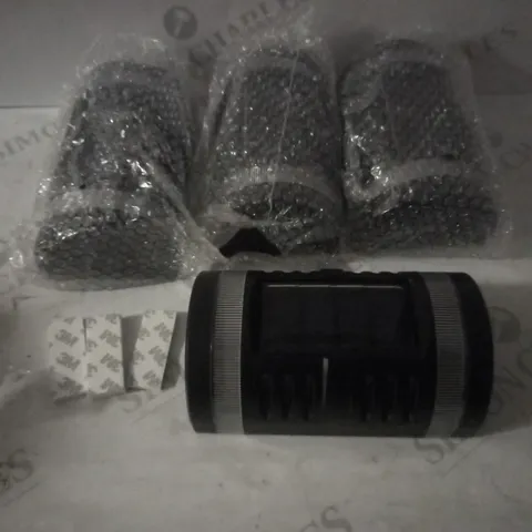 SET OF 4 SOLAR WALL LIGHTS