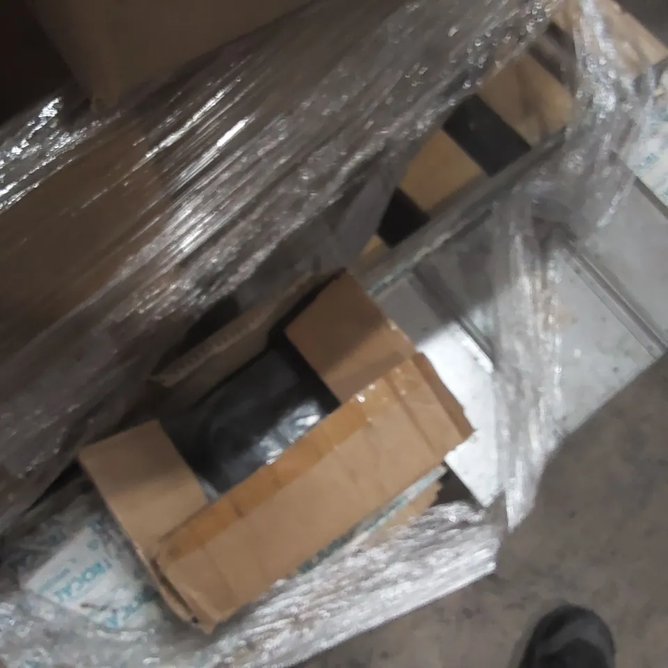 PALLET CONTAINING A LARGE QUANTITY OF ASSORTED CATERING EQUIPMENT PARTS AND OTHER ASSORTED ITEMS