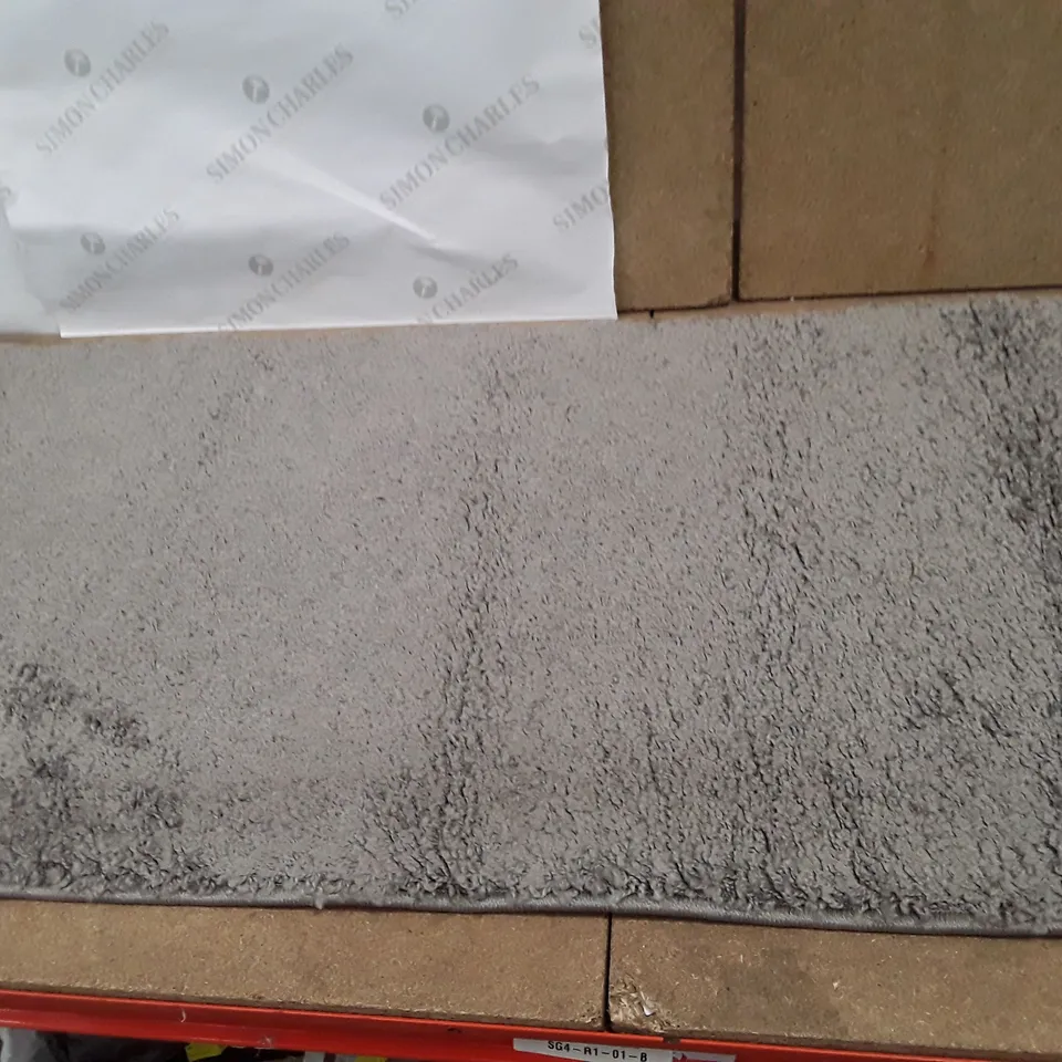 TUFTED GREY RUG 60×220CM