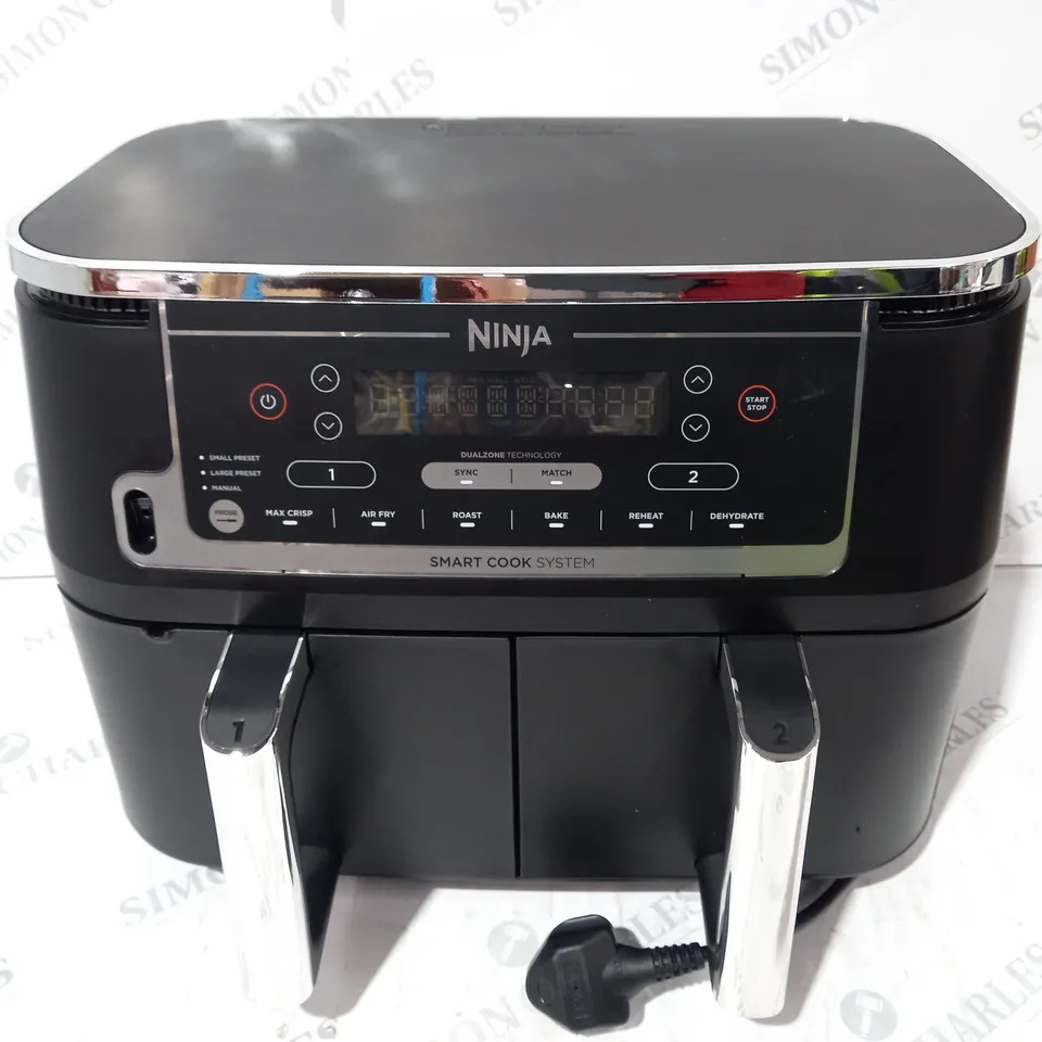 BOXED NINJA FOODI MAX 9.5L DUAL ZONE AIRFRYER AF451UK