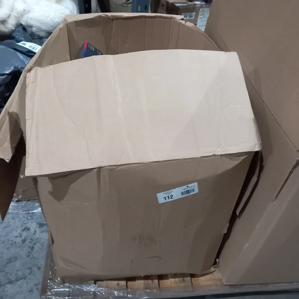 LARGE BOX OF ASSORTED ELECTRICAL GOODS TO INCLUDE;