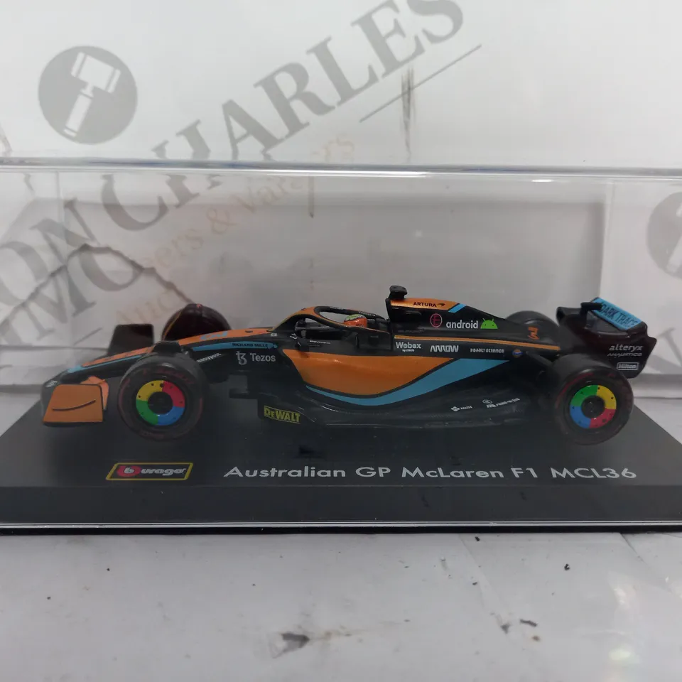 BOXED BURAGO MCLAREN F1 TEAM AUSTRALIAN GRAN PRIX -DR3 DANIEL RICCIARDO