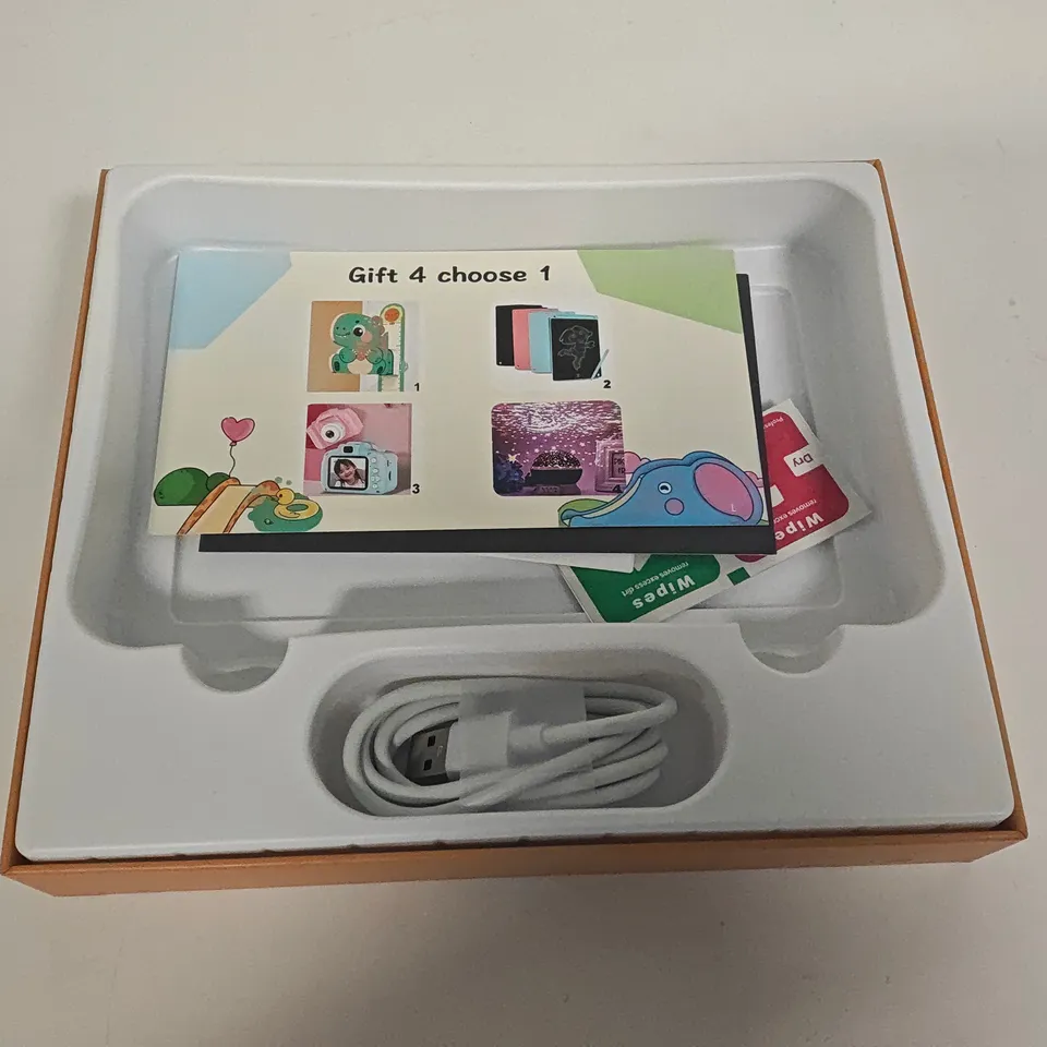 BOXED 7" KIDS TABLET WITH PROTECTIVE BLUE CASE