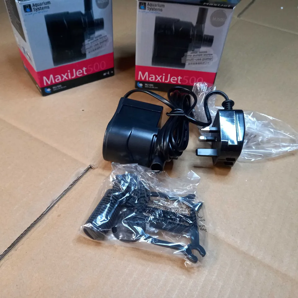 LOT OF APPROX 2 BOXED MAXIJET 500