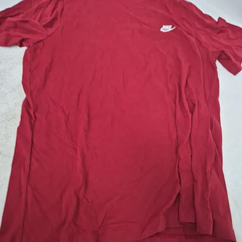 NIKE MEN’S T‑SHIRT – RED – UK XL