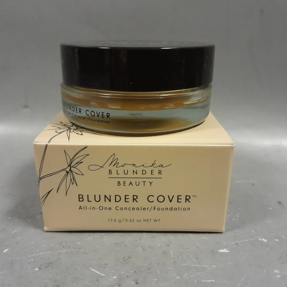 MONIKA BLUNDER BLUNDER COVER FOUNDATION/CONCEALER #5.5