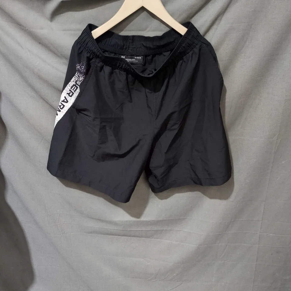 UNDER ARMOUR BLACK MEN'S ATHLETIC SHORTS, SIZE M, WITH WHITE SIDE STRIPE