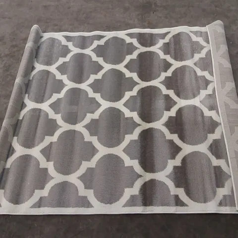 BRAND NEW BAGGED PACO HOME SINAI RUG - 170 x 120cm