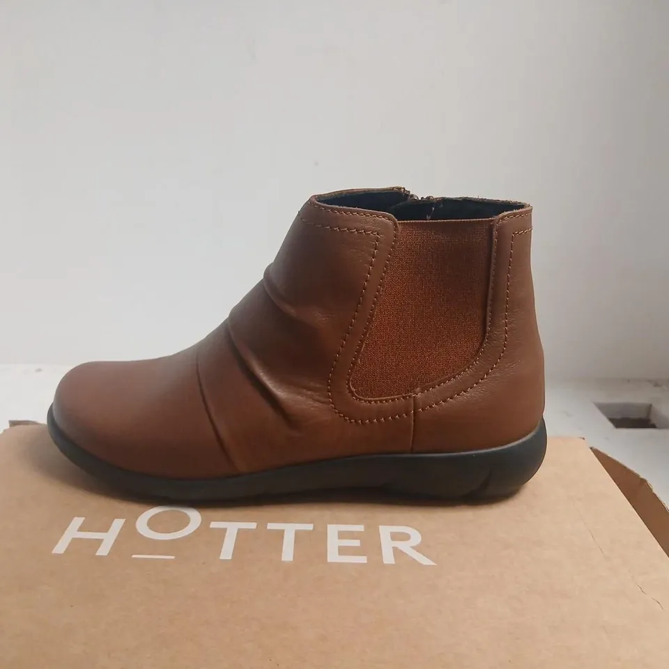 HOTTER ASTLEY WIDE ANKLE BOOTS – RICH TAN, UK 5 (US 7, EU 38)
