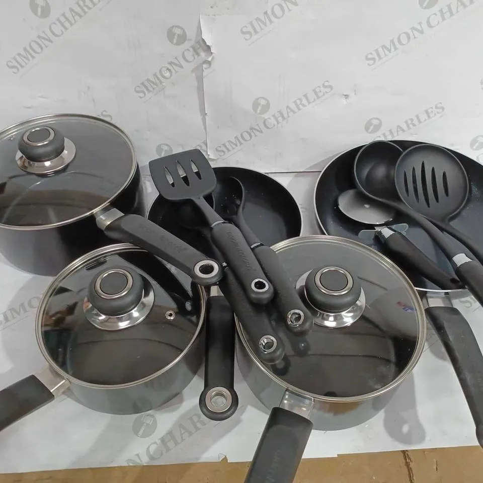 MORPHY RICHARDS EQUIP 5 PIECE 