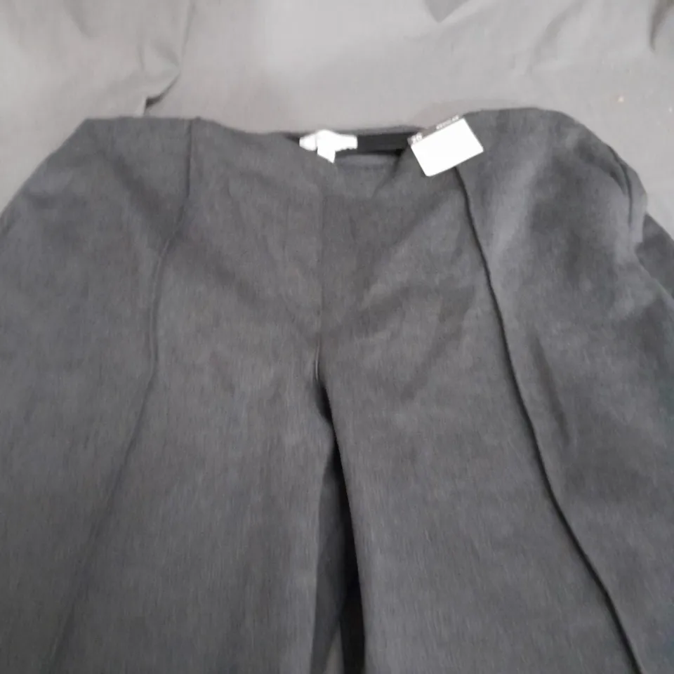 M&S STRAIGHT HIGH RISE TROUSERS IN GREY - SIZE 20 REG