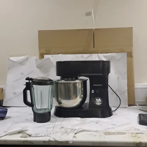 BOXED PROGRESS 3 IN 1 STAND MIXER SET