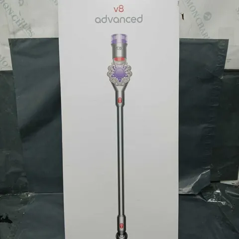 DYSON V8 ADVANCED HOOVER