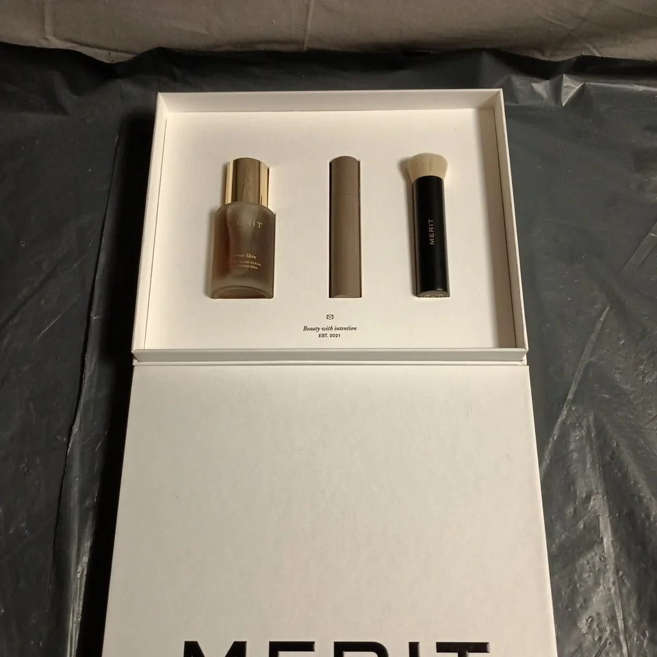 MERIT BEAUTY SET
