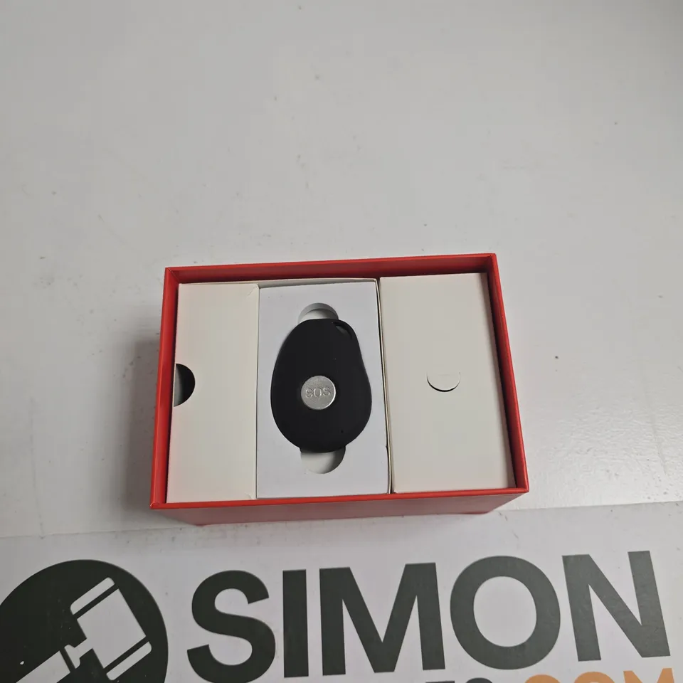 SOS GPS SMART TRACKER – BOXED