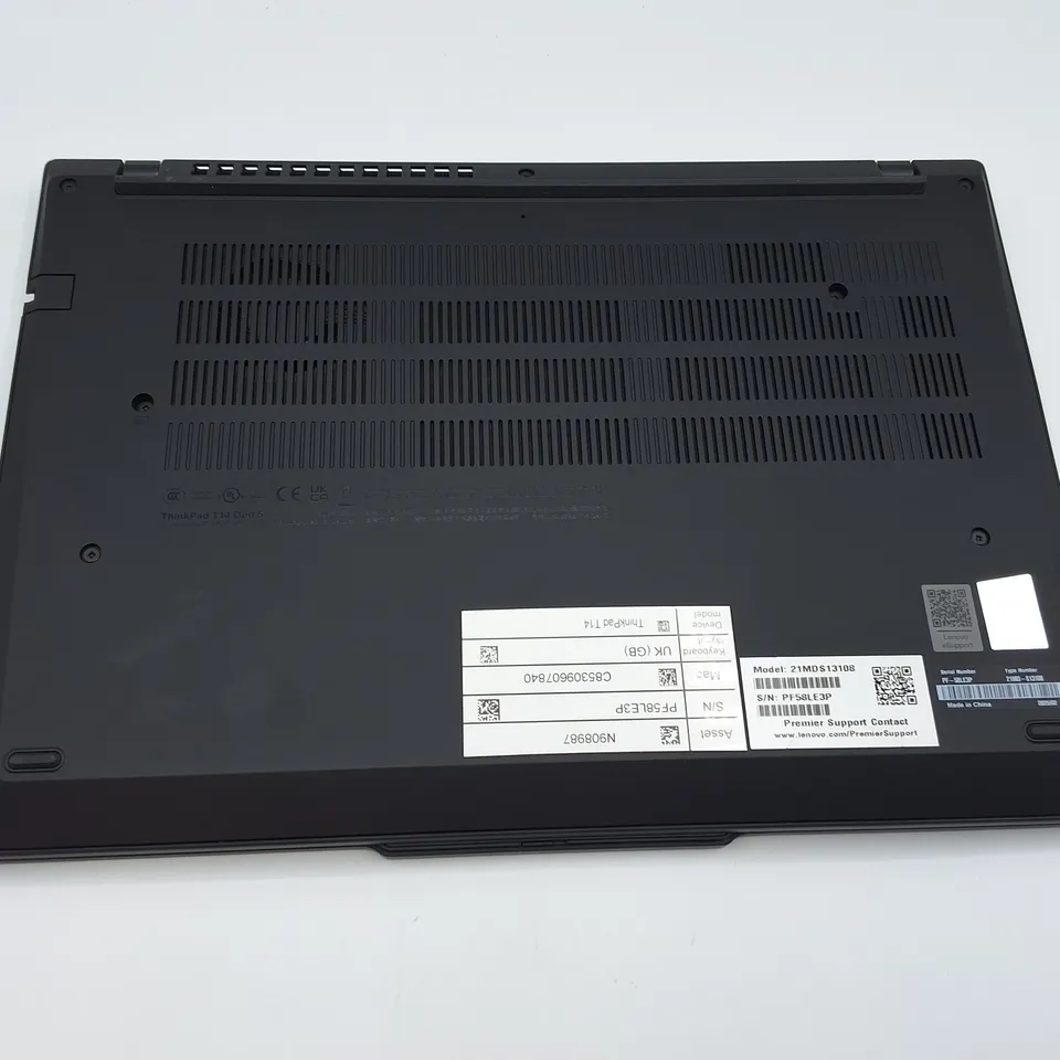 UNBOXED LENOVO THINKPAD T14 GEN 5 512GB LAPTOP IN BLACK  